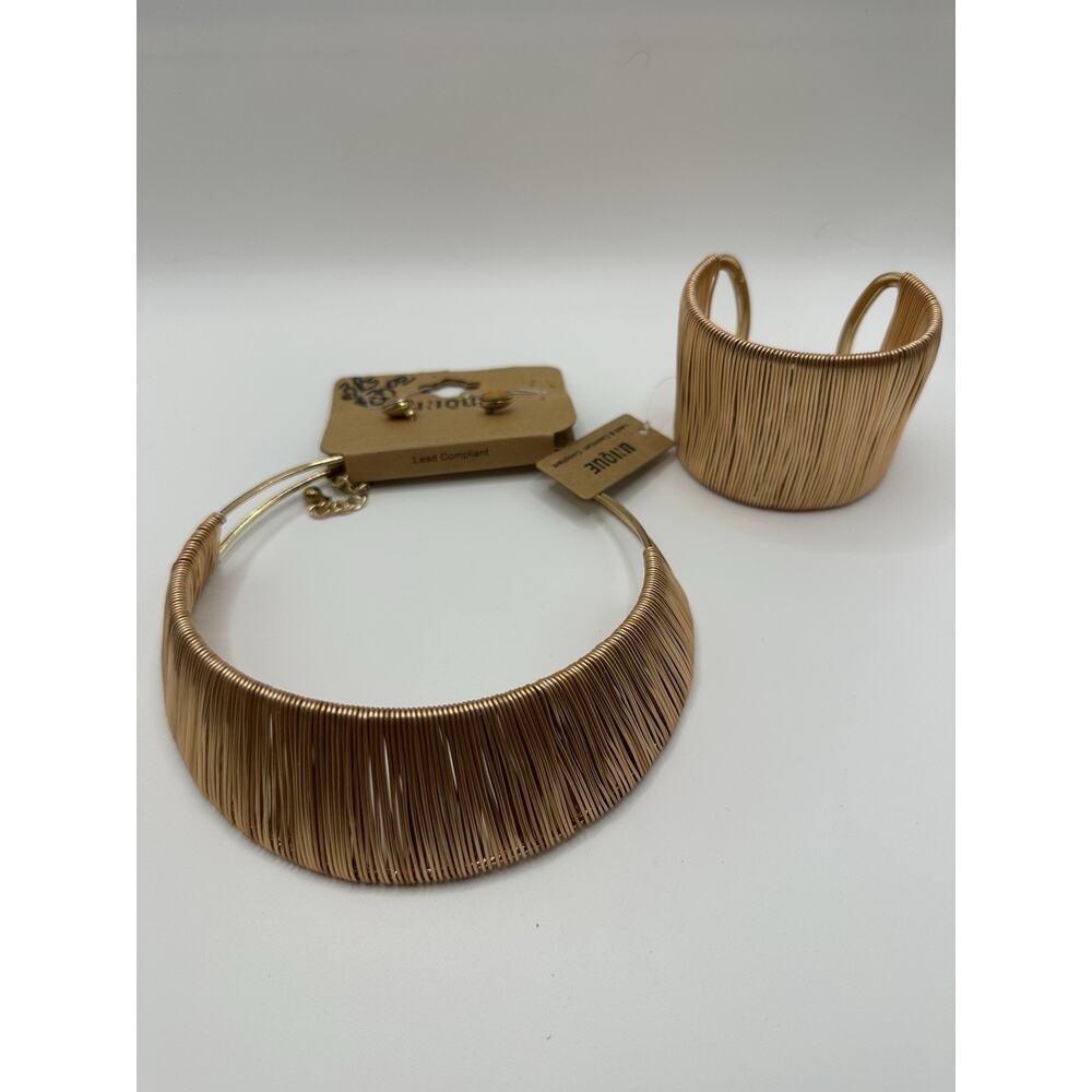 NWT Gold Tone Unique Multi Wire Choker Necklace, Cuff Bracelet & Stud Earrings